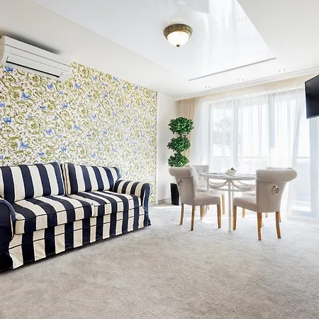 Opu Boutique Szálloda 3*