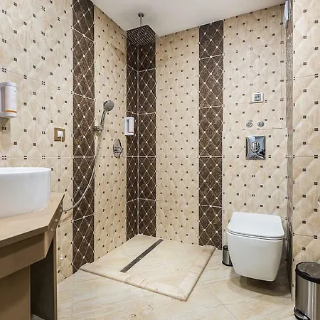 Opu Boutique Szálloda 3*